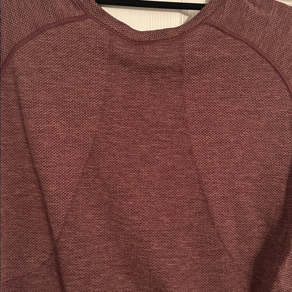 Lululemon Men's Metal Vent Short Sleeve Shirt - Picture 4 of 5